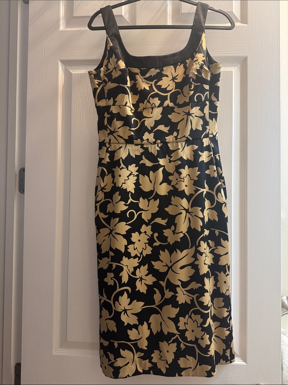 Donna Ricco Black Dress with Gold Floral Print size 10